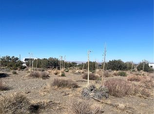 1 Beekley Rd, Phelan, CA 92371