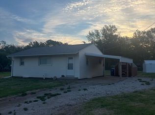 200 N Elm St, Marquette, KS 67464