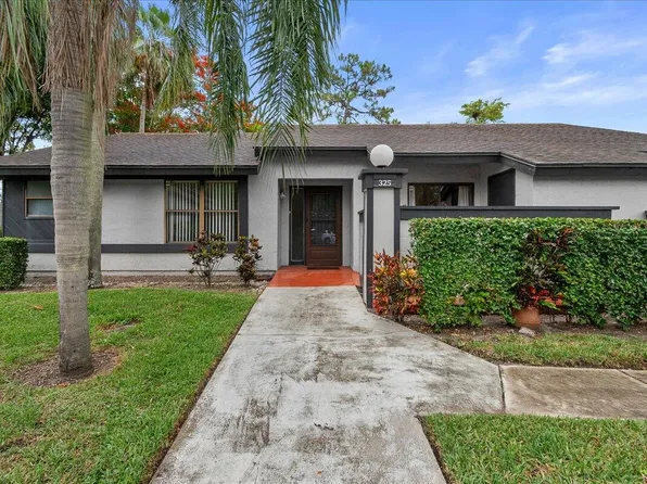 325 Pennington Court, Royal Palm Beach, FL 33411