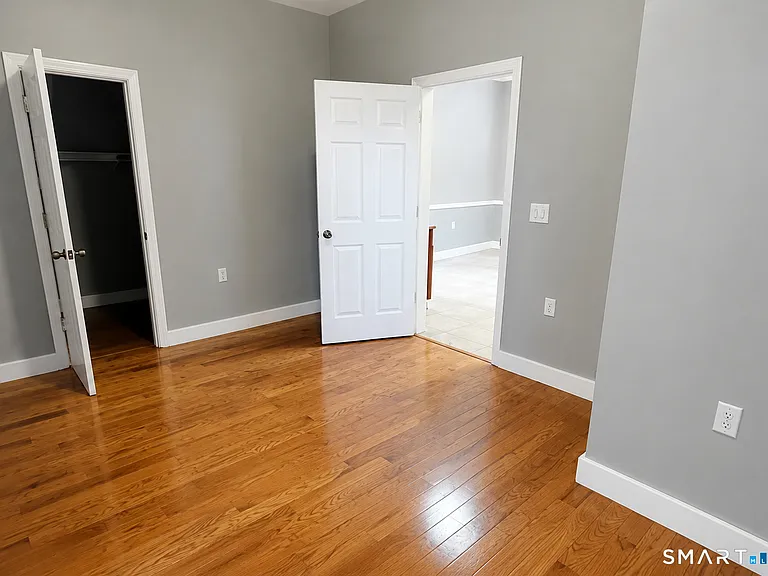245 Ferry St — Photo 6