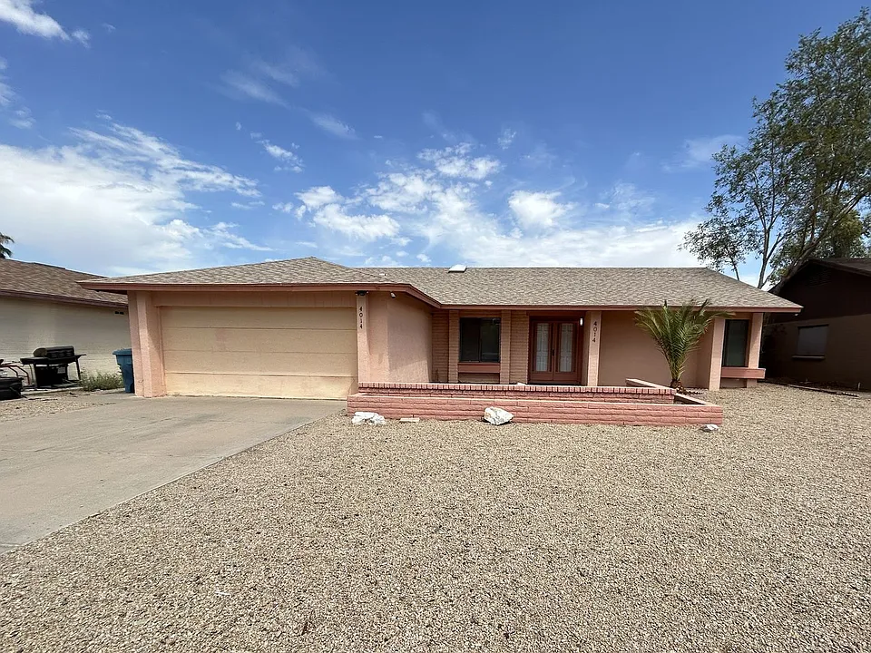 4014 W Christy Dr