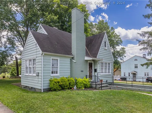 1122 Spruce Rd, Charleston, WV 25314