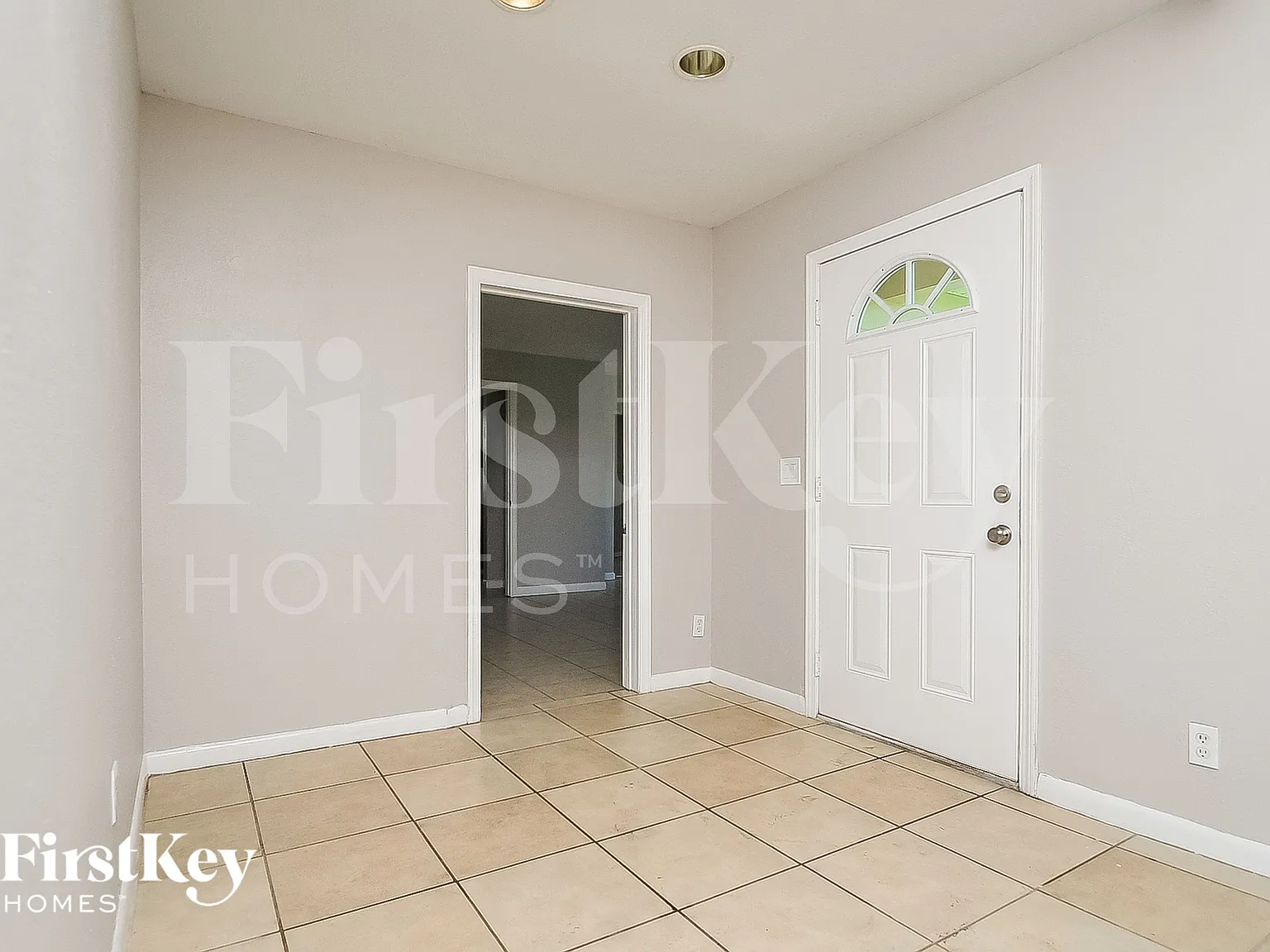 3 bed, 2.0 bath, 1324 sqft, $1,530 — Photo 4