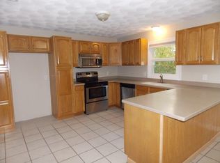 3 Appletown Rd, Smithfield, RI 02828