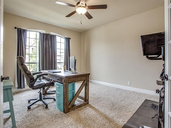 5th image of 4206 Mimosa Dr
