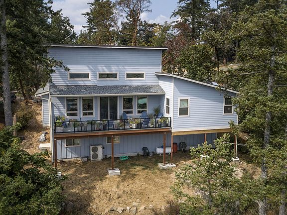 5th image of 490 Hillcrest Pl