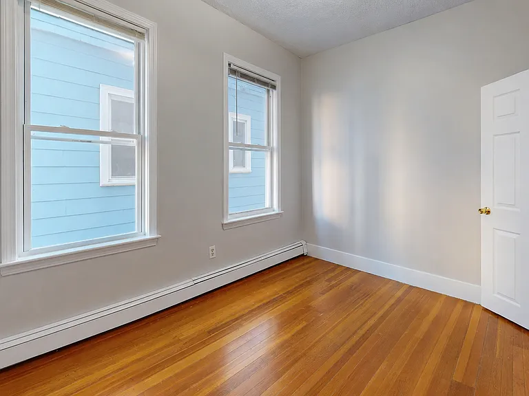 163 Hichborn St #4 — Photo 13