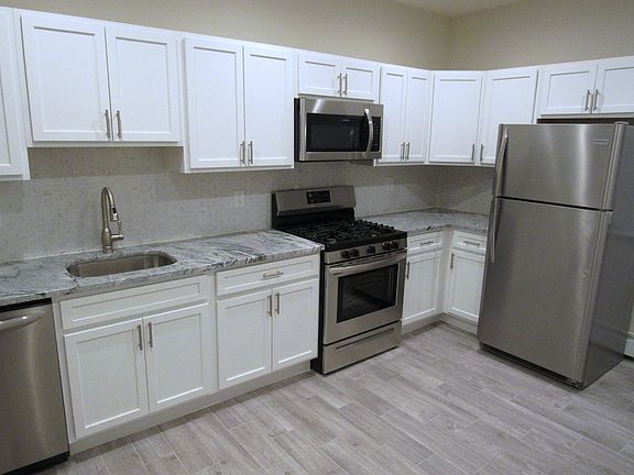 2nd image of 75 Glenridge Ave APT 2
