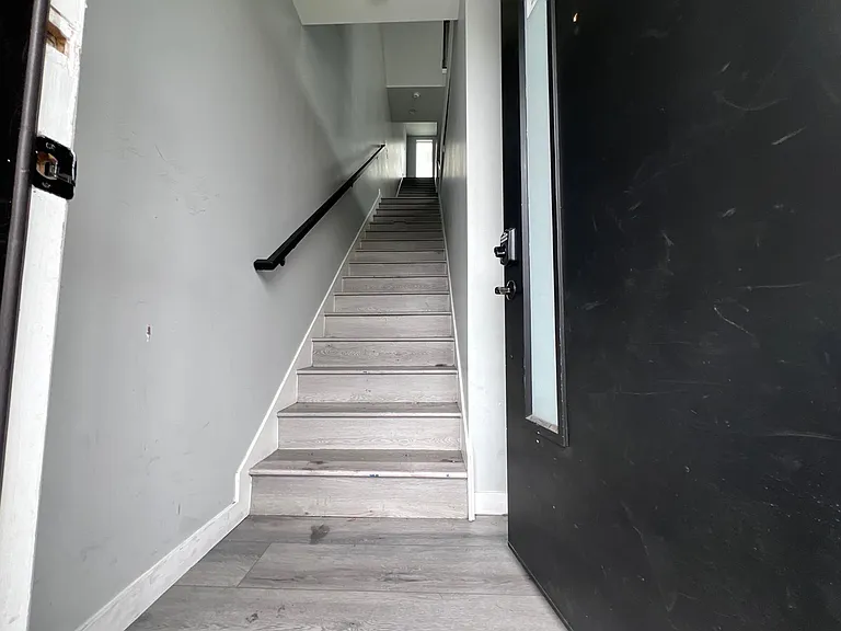 11344 Hatteras St #B12 — Photo 102