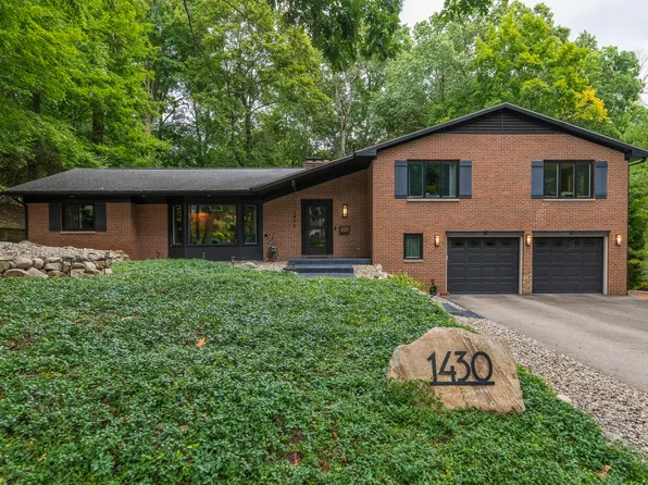 1430 Spruce Dr, Kalamazoo, MI 49008