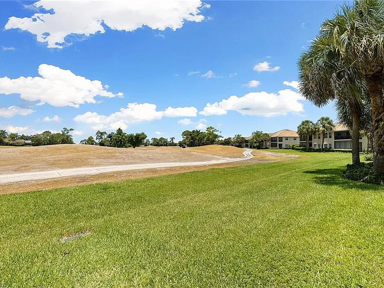 8177 Saratoga Dr #1001 — Photo 27
