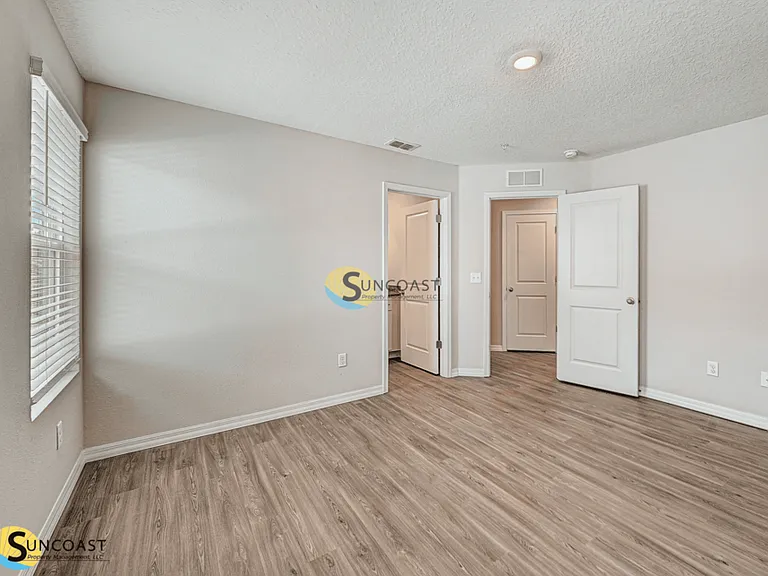 Sunbeam Villas — Photo 140