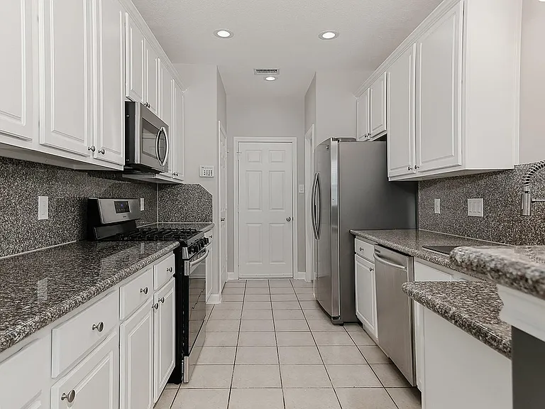 11 Scenic Brook Ct — Photo 9