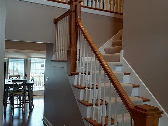 3rd image of 1103 Greystone Dr