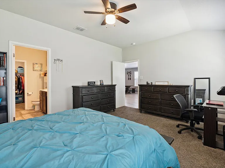 4522 Heathers Cross — Photo 20