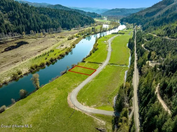 L7 Horn Hooked Ln, Saint Maries, ID 83861