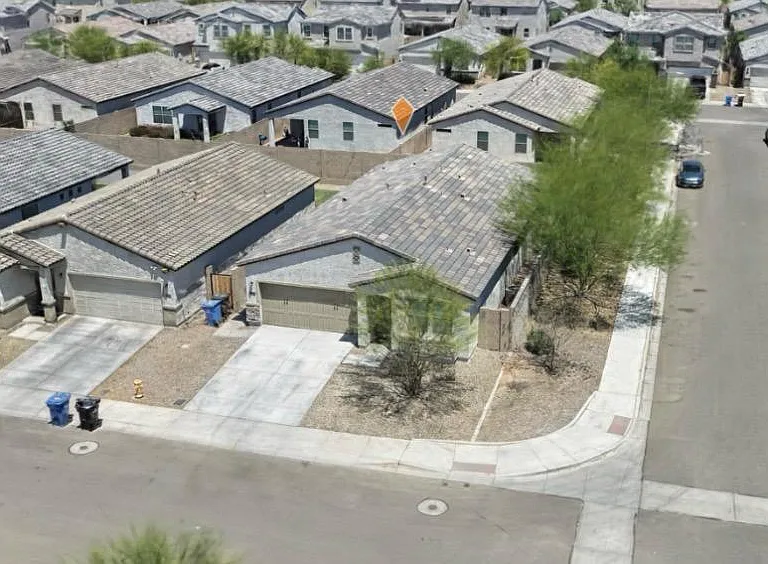 5722 W Getty Dr — Photo 45