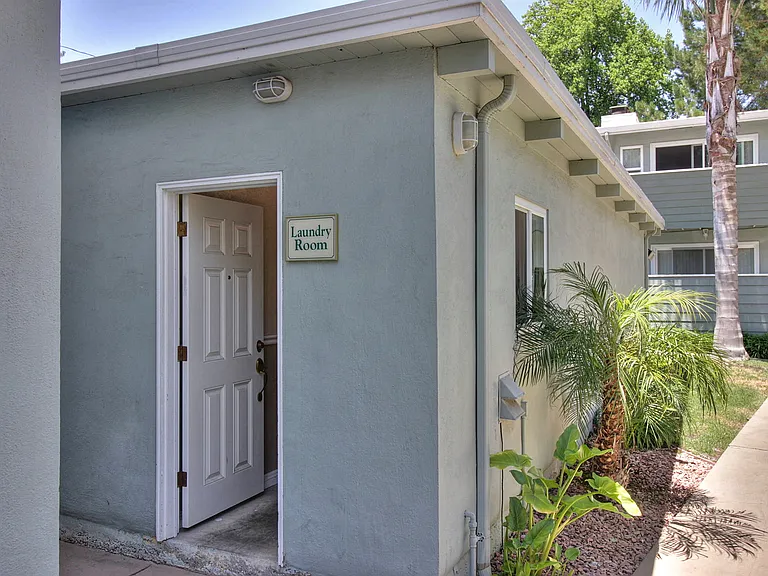 1026 Middle Ave #1026D — Photo 4