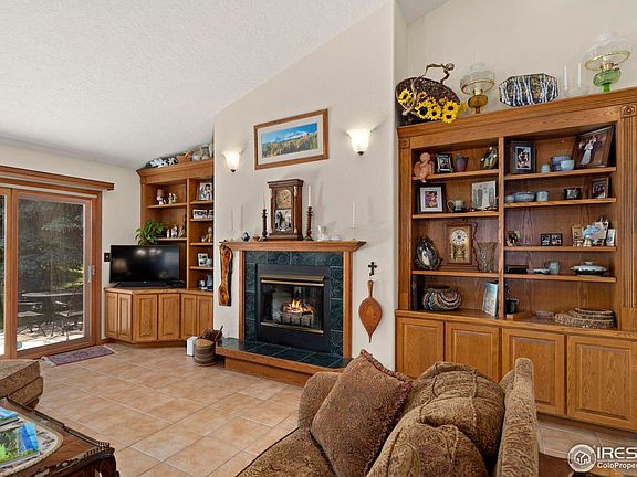 5th image of 225 Dundee Ave #17