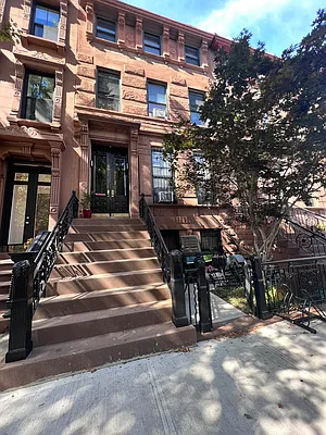 Rented by Voro New York | media 14