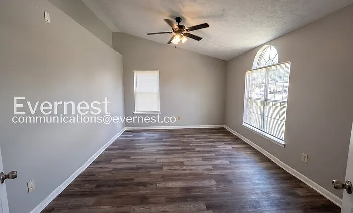 3828 Landgraf Cv — Photo 10