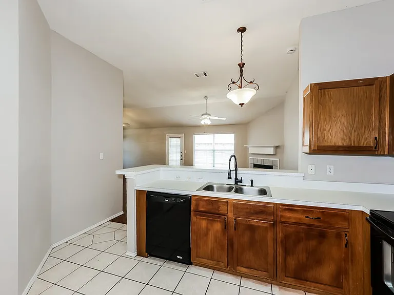 2268 Bresee Dr — Photo 8