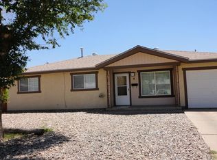 4 Sunset Pl, Roswell, NM 88203