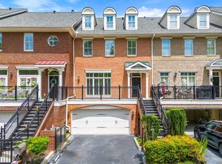 15 Buford Village Walk, Buford, GA 30518