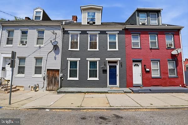 1st image of 47 E South St