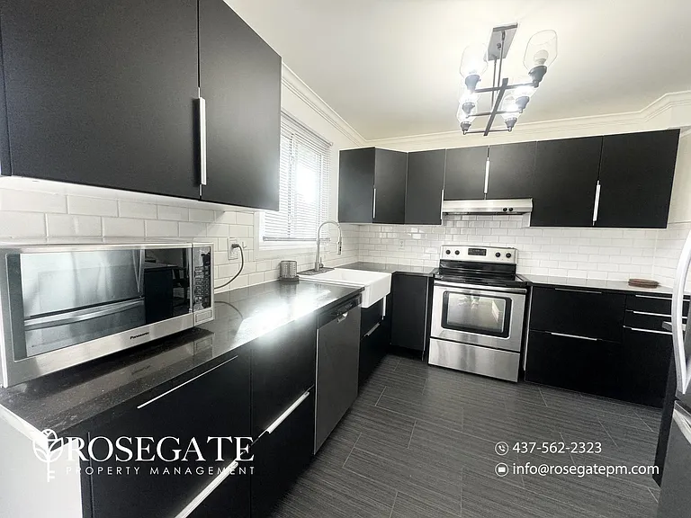 93 Hansen Rd N #76 — Photo 3