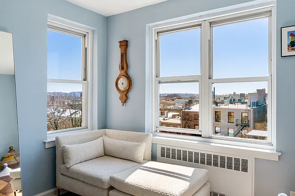 Sold by Compass | media 8