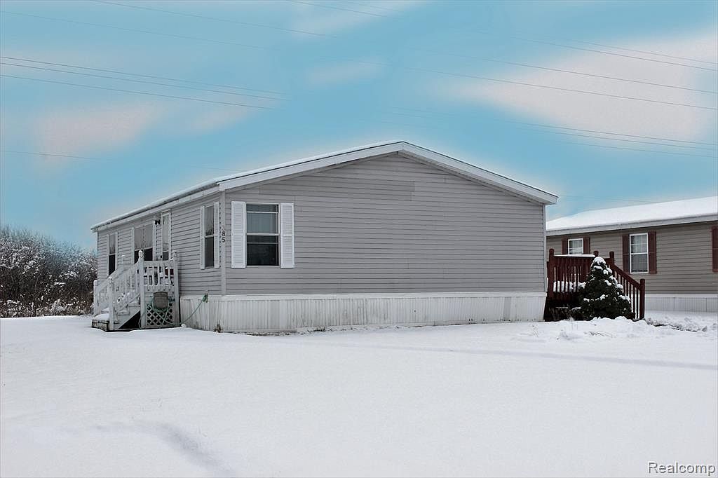 385 Holly Glenn, Monroe, MI 48161 Zillow