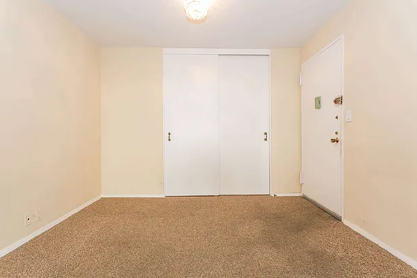 Sold by Keller Williams Realty Landmark | media 14