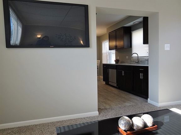 4th image of 5141 N Oketo Ave