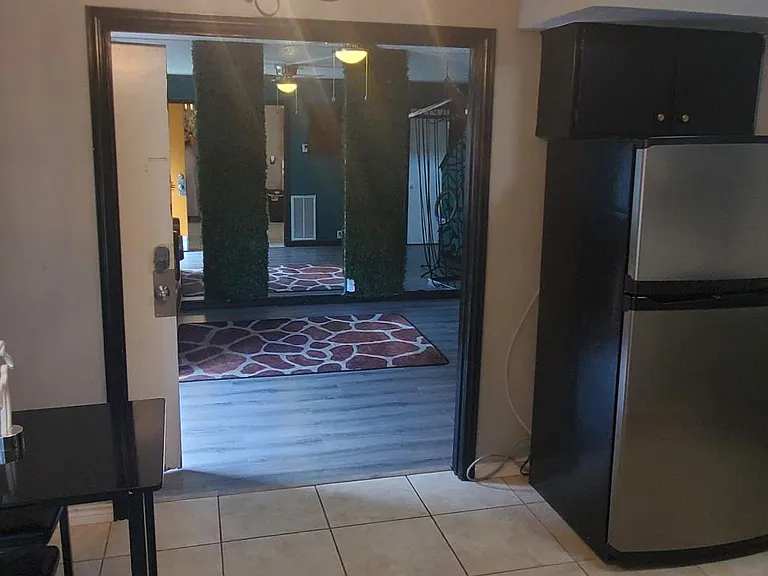 4306 Westminster Dr — Photo 7