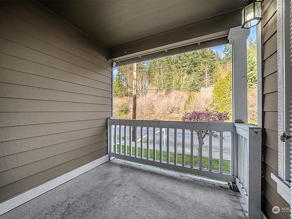 2nd image of 14890 36th Avenue Ct E #8
