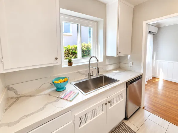 2318 Mira Vista Ave #1/4, Montrose, CA 91020