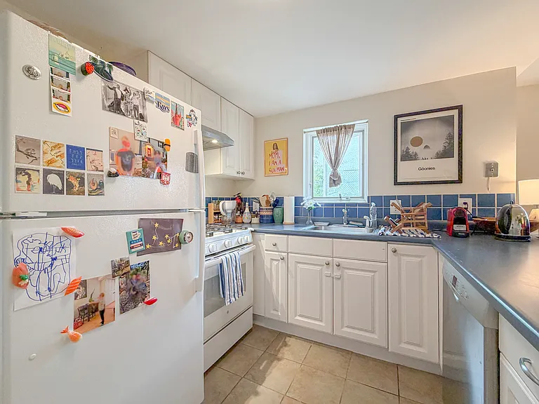 9 Tate St #1 — Photo 18