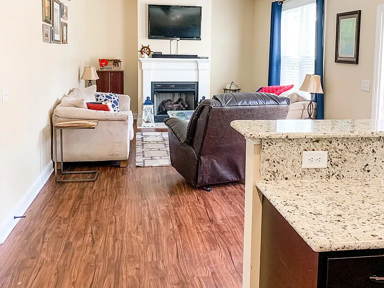 224 Green Trees Dr — Photo 5