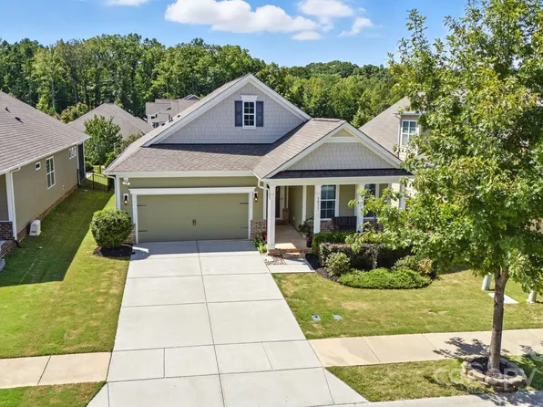 5031 Lydney Cir, Waxhaw, NC 28173