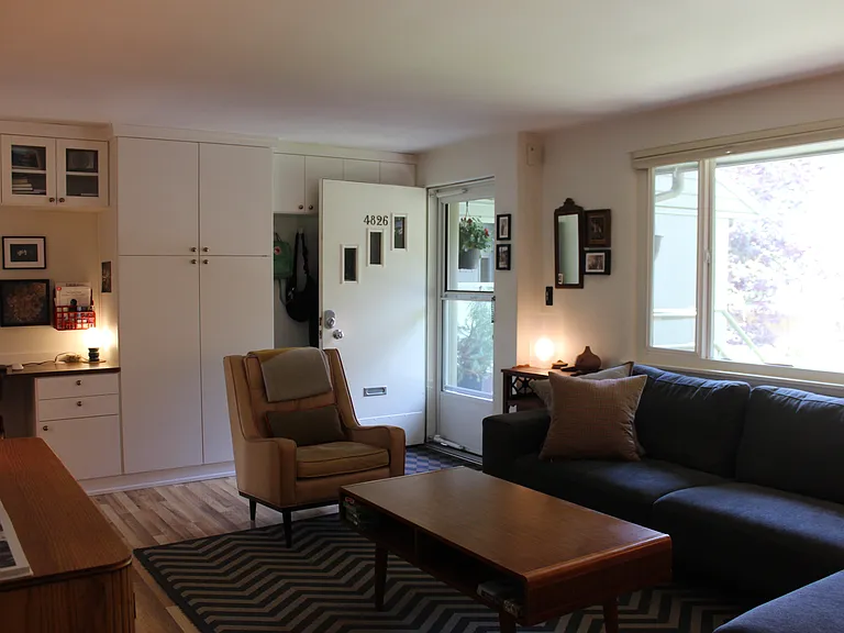 4826 Terrace Dr NE — Photo 1