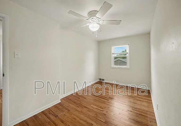 510 E Pokagon St — Photo 10
