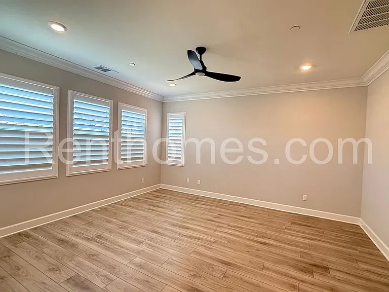 10835 Wendy Way — Photo 19
