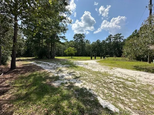 136 Promise Land Dr, Elizabethtown, NC 28337