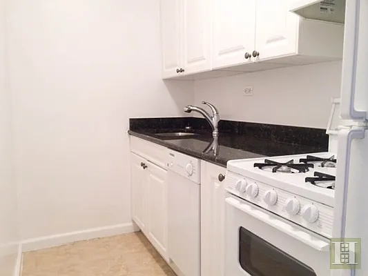 Rented by Halstead Real Estate | media 17