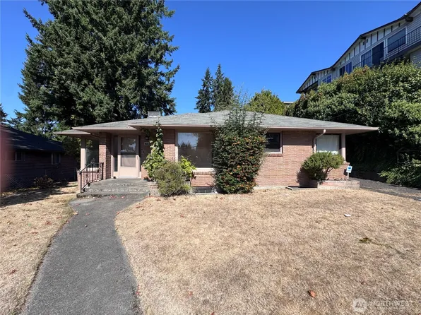 210 N 115th Street, Seattle, WA 98133