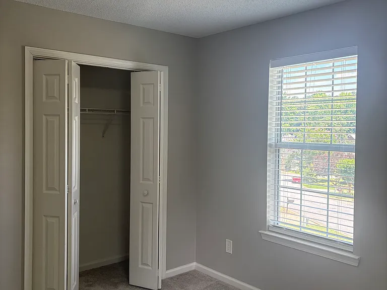304 Everdale Rd — Photo 22