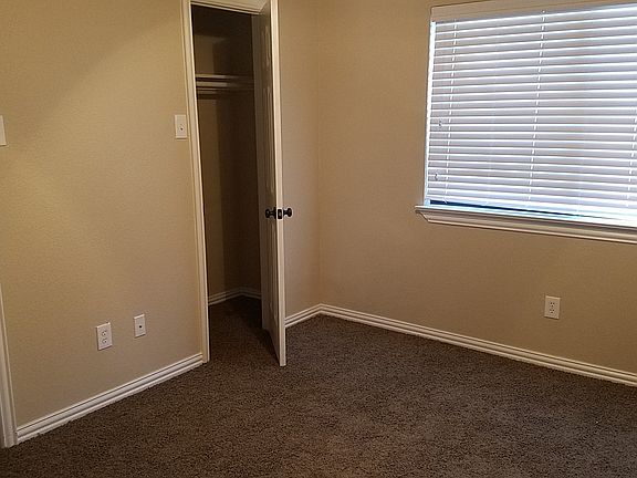 4th image of 513 Pine Trail Dr