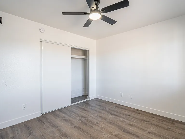 17851 N 40th St #1 — Photo 17
