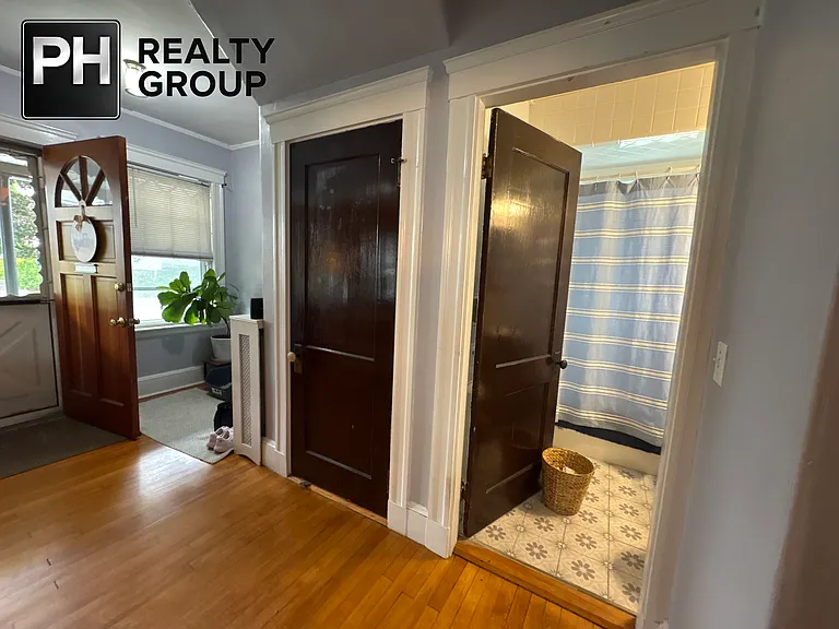 37 Irma Ave — Photo 11